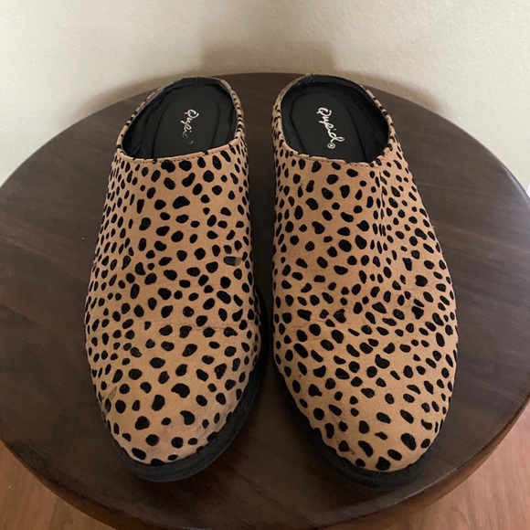 Qupid Shoes - Cheetah Quipid Mules